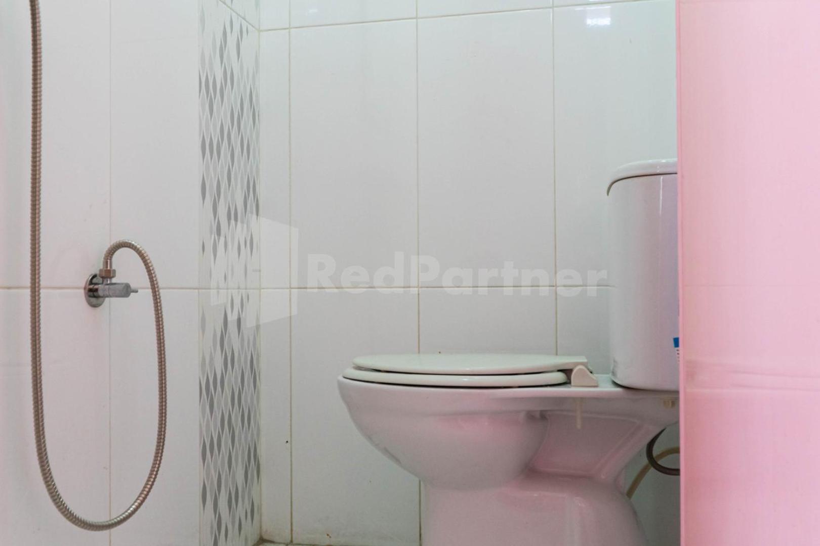 Asri Residence Near Jalan Iskandar Muda Medan Mitra Reddoorz Екстериор снимка